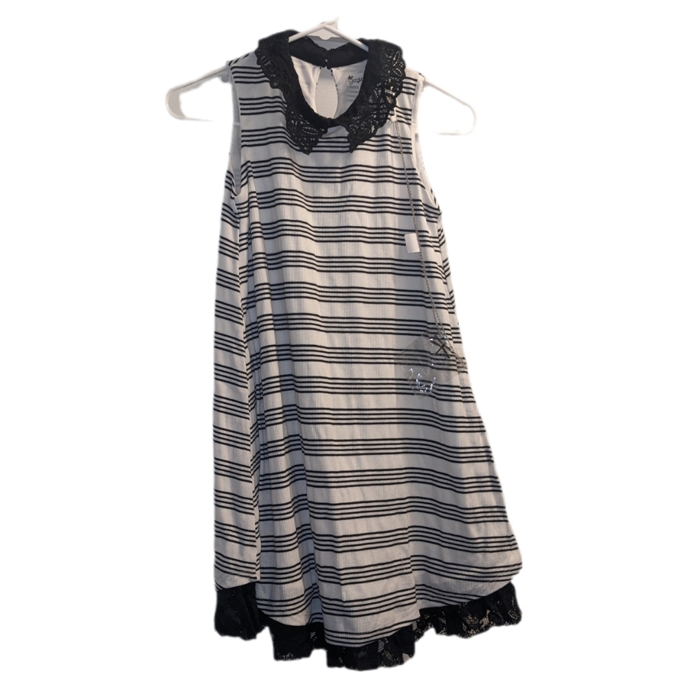 🆕 Knitworks Striped Black and White Dress With Dragonfly Necklace 12 (Kids)